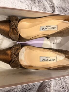 Jimmy Choo Metallic Bronze Bow-Detail Pointed Toe Pumps size 38